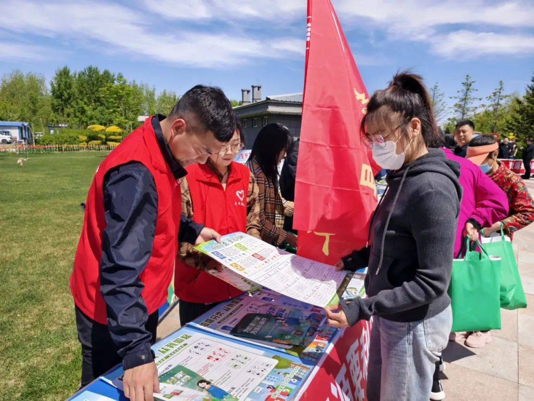 山财大东方学院大学生实践团乐享农耕趣