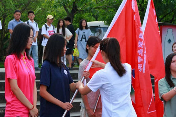 基层团讯 | 团宝山区委联合多部门开展青年联谊活动